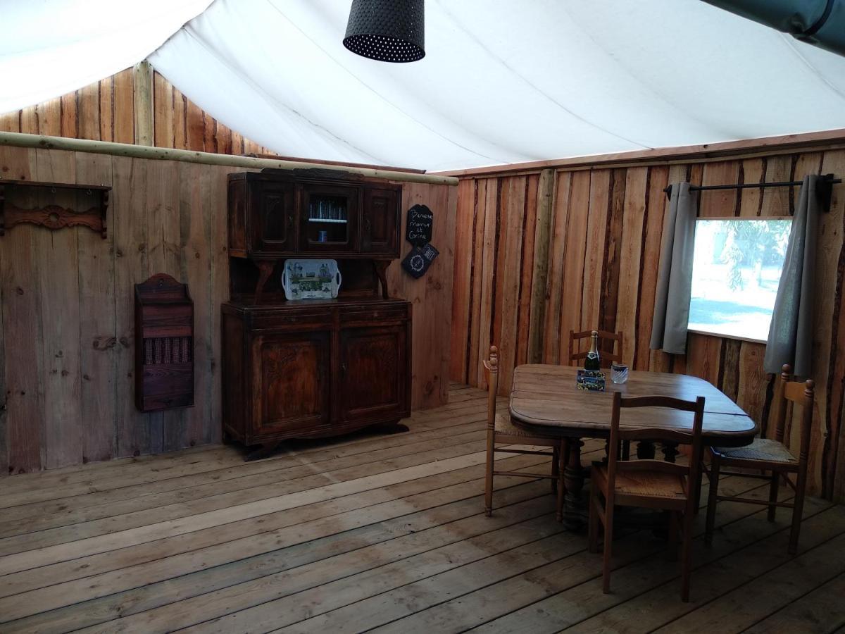 לינה וארוחת בוקר Fongrave Domaine Ramonjavel, Glamping & Alpaca'S מראה חיצוני תמונה