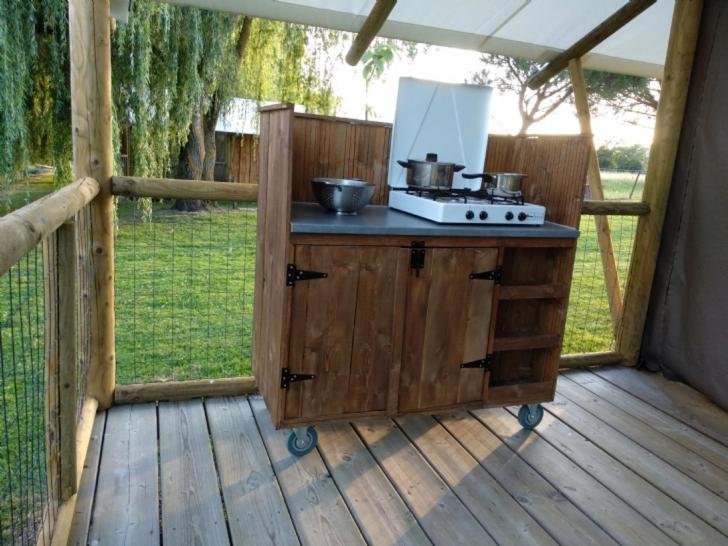 לינה וארוחת בוקר Fongrave Domaine Ramonjavel, Glamping & Alpaca'S מראה חיצוני תמונה